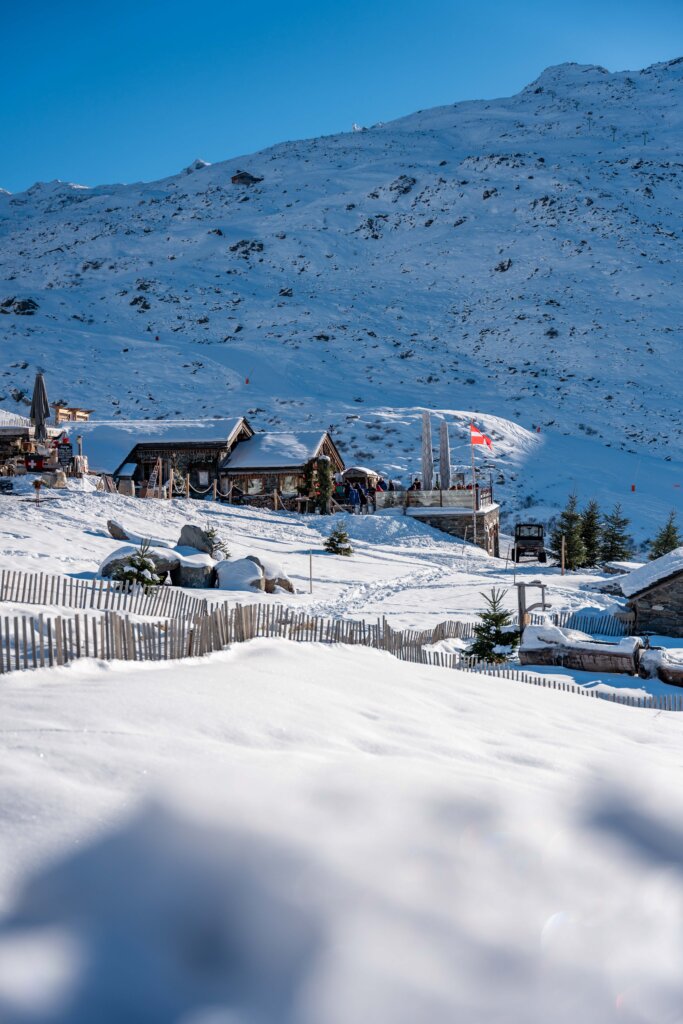 Vue Chez Pépé Nicolas restaurant 3 Vallées hiver