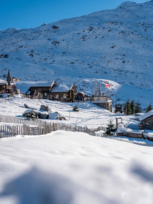 Vue Chez Pépé Nicolas restaurant 3 Vallées hiver
